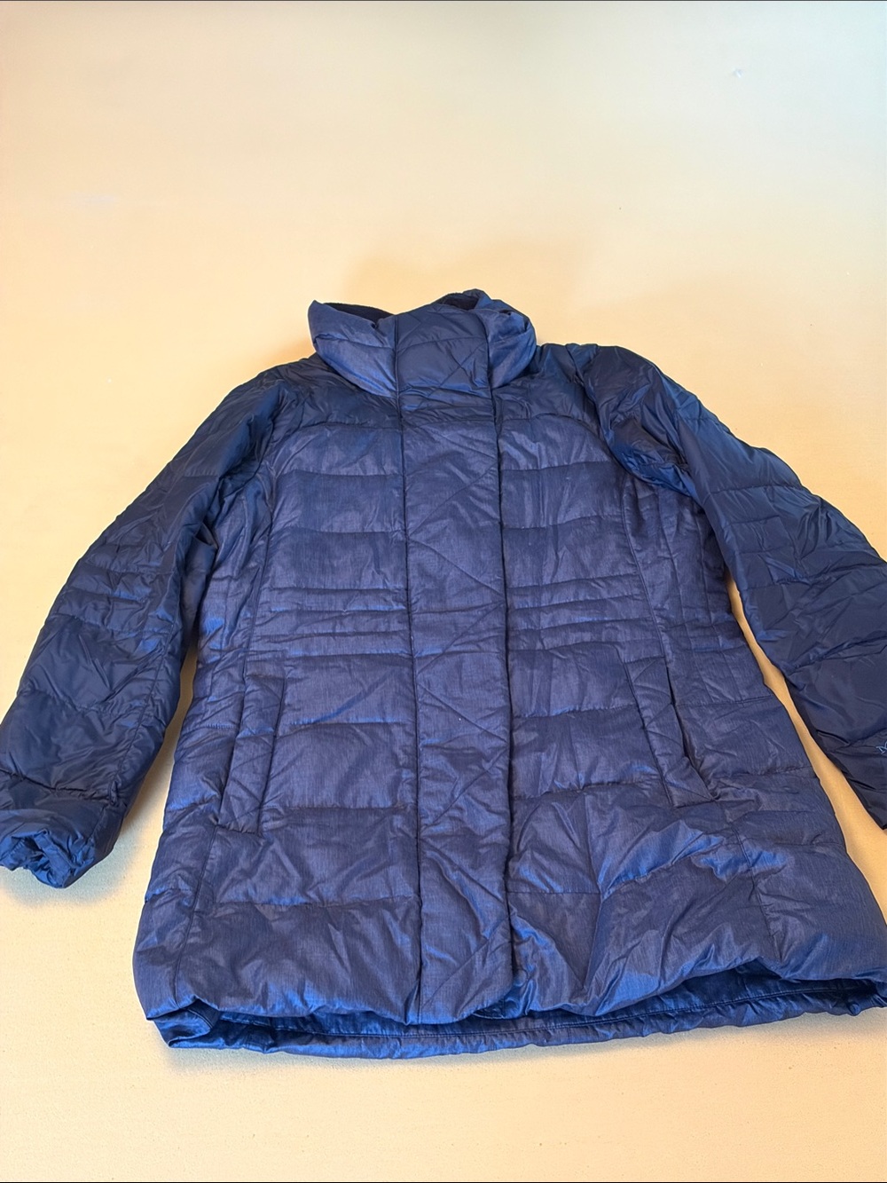 Marmot Black Quilted Women's Down Insulated Puffer - 700 fill